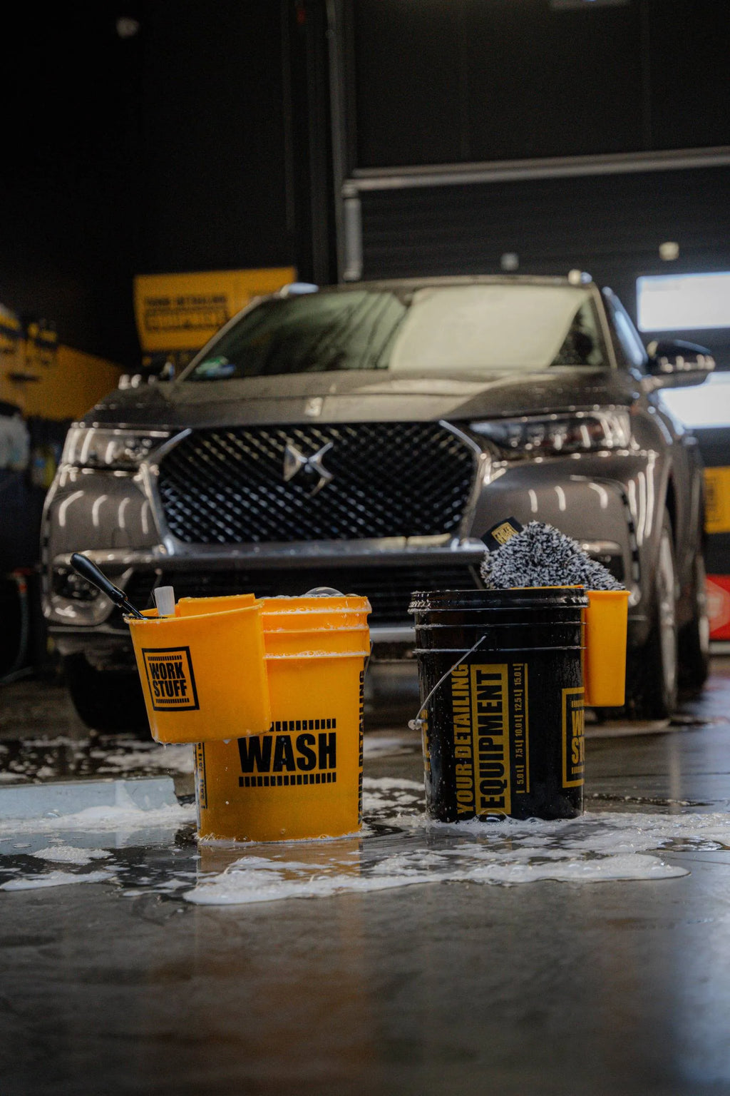 Detailing Bucket Yellow WASH + Grit Guard