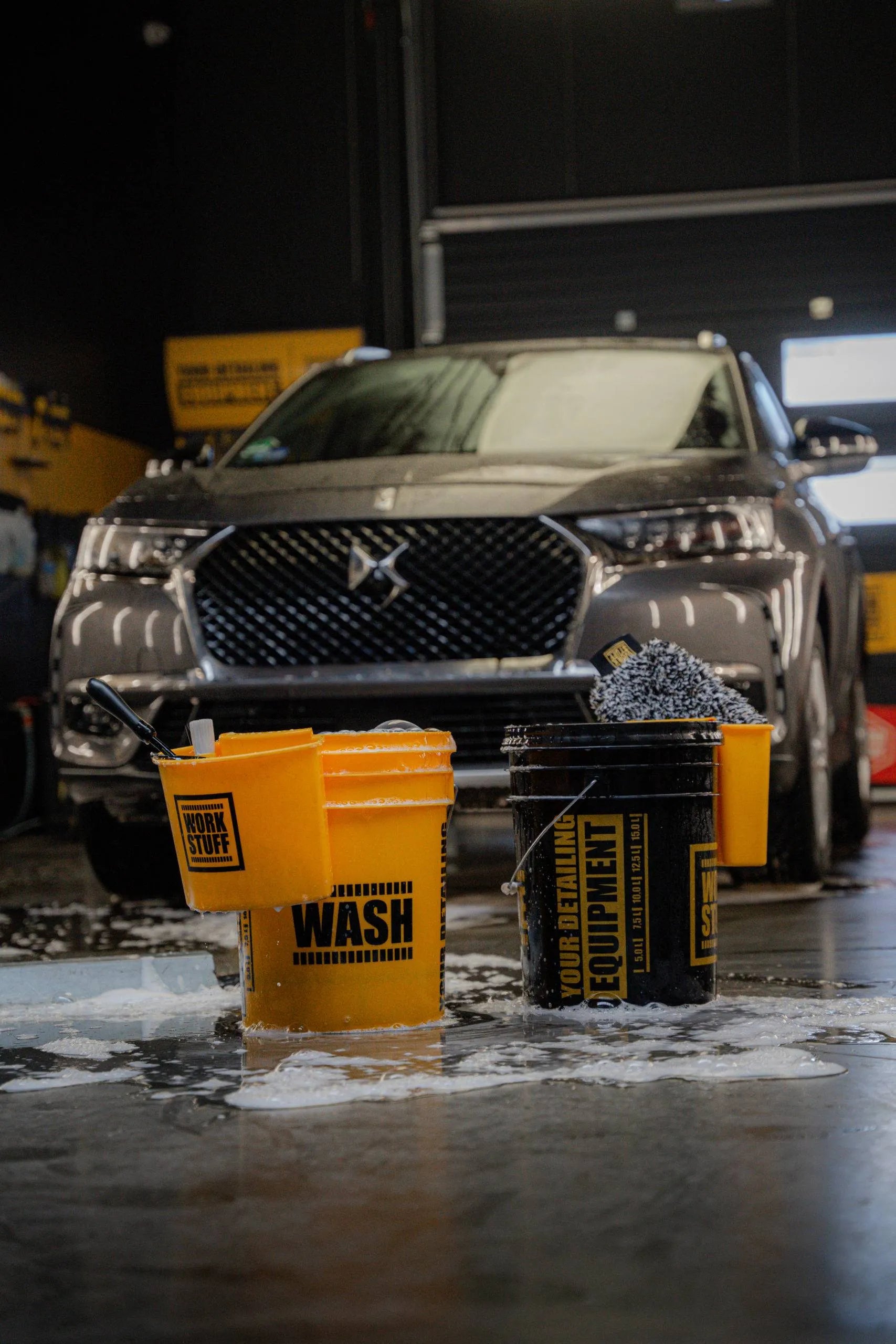 Detailing Bucket Yellow WASH + Grit Guard