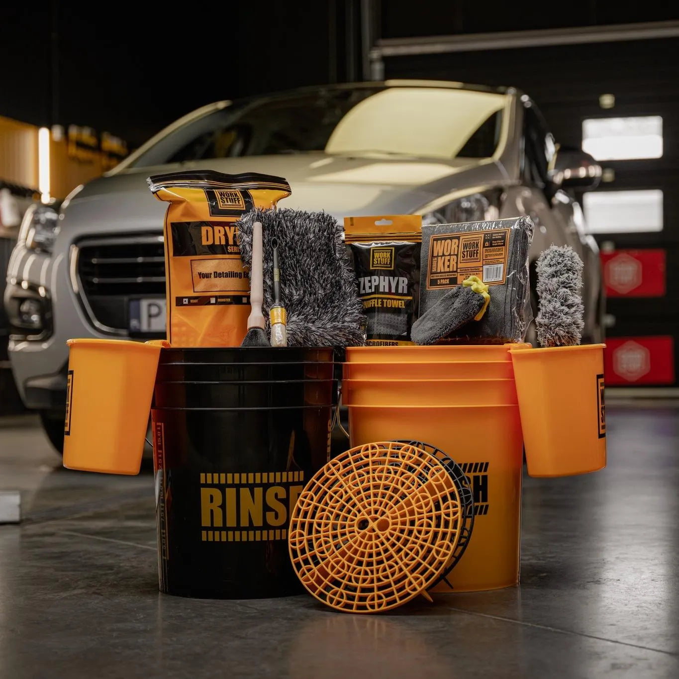 Detailing Bucket Grey WHEELS + Grit Guard