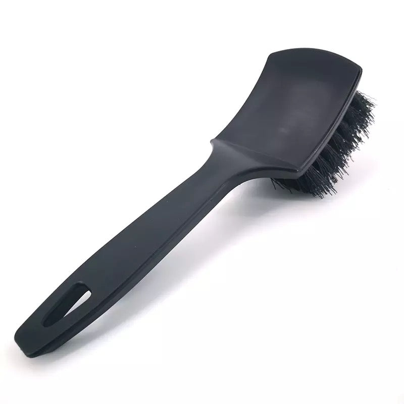 Cepillo para limpieza de Neumáticos